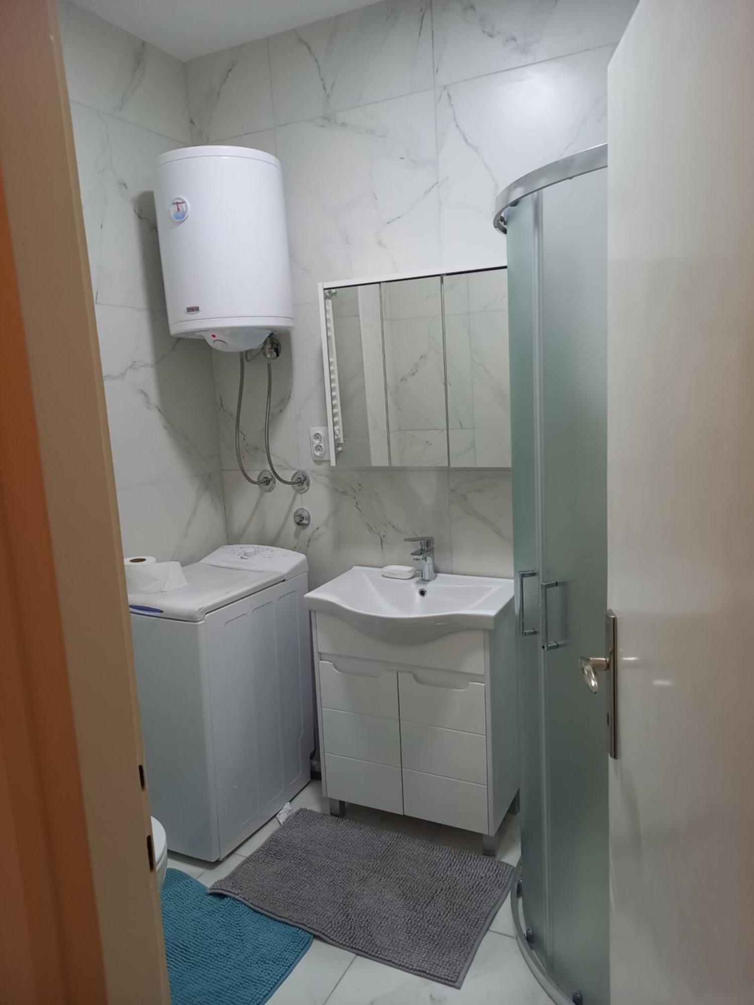 Nikola Hram Appartement Belgrado Buitenkant foto