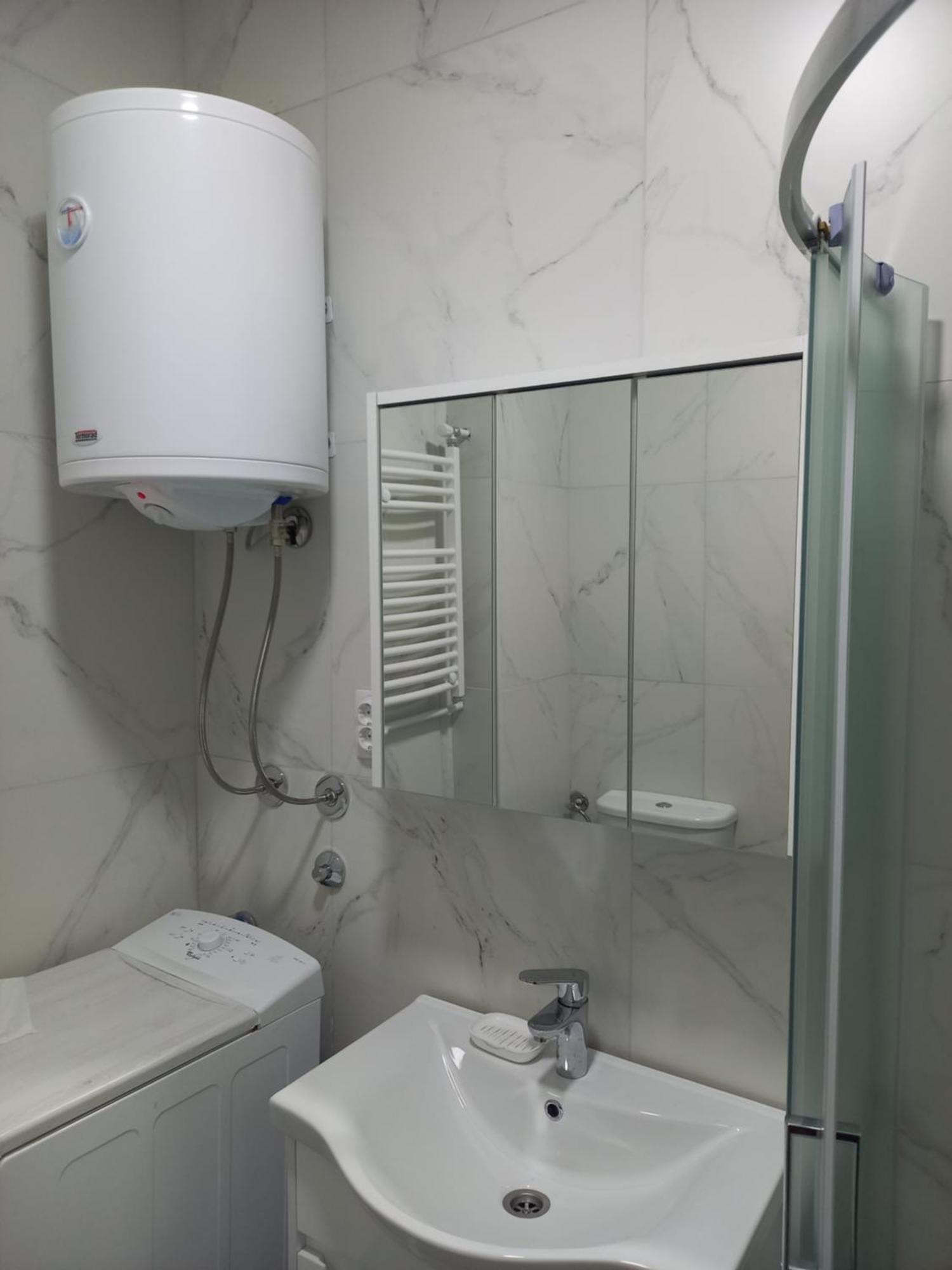 Nikola Hram Appartement Belgrado Buitenkant foto