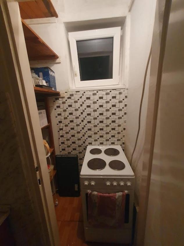 Nikola Hram Appartement Belgrado Buitenkant foto